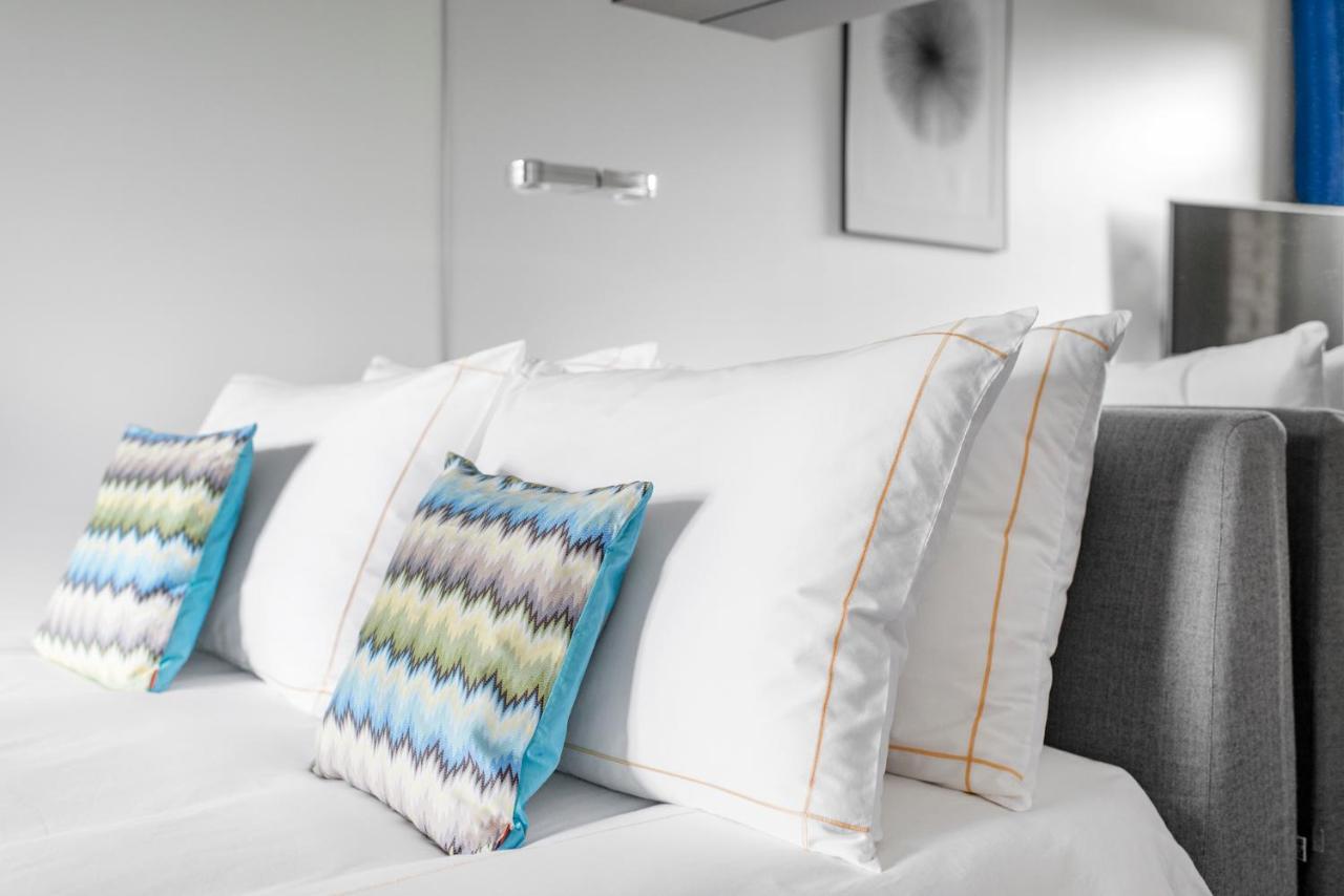 The Joseph Aparthotel Vilnius Bagian luar foto