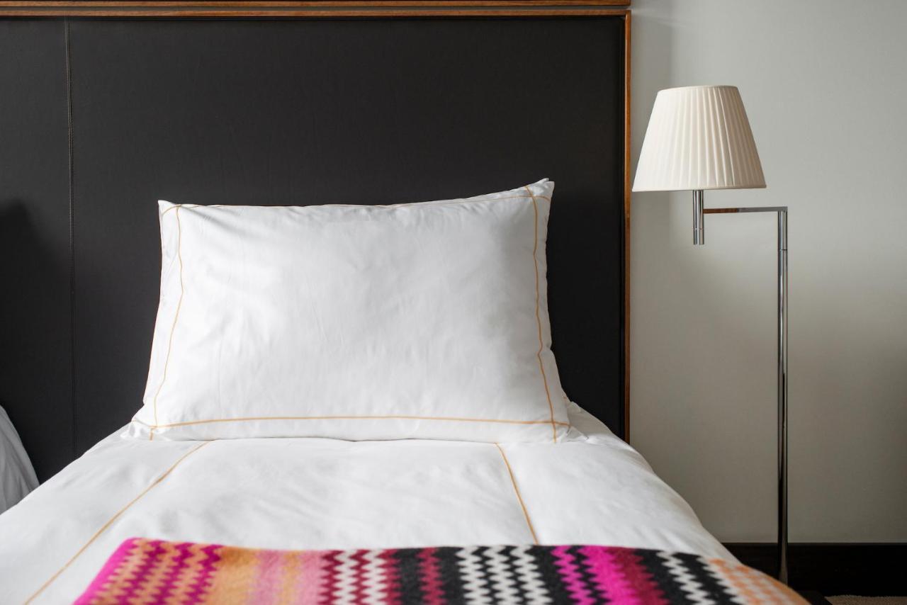 The Joseph Aparthotel Vilnius Bagian luar foto