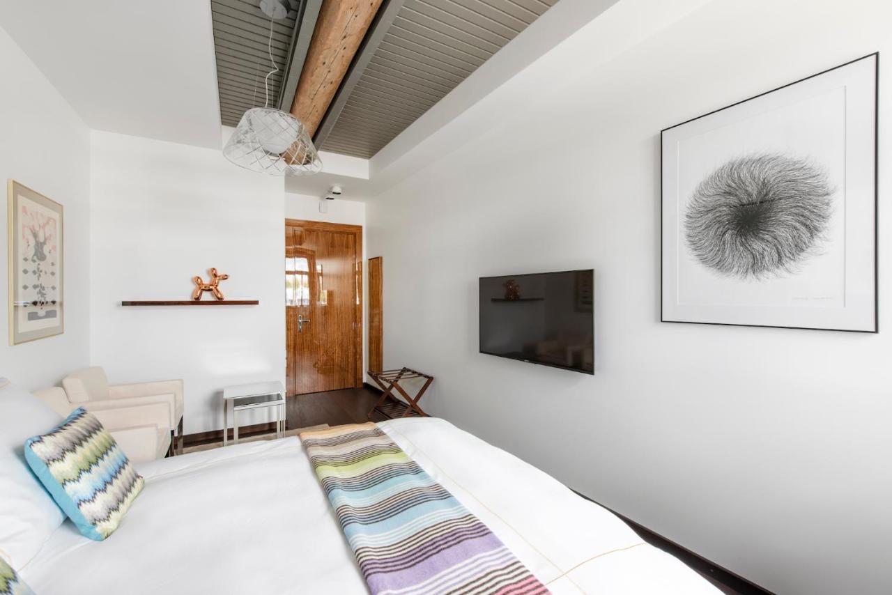 The Joseph Aparthotel Vilnius Bagian luar foto