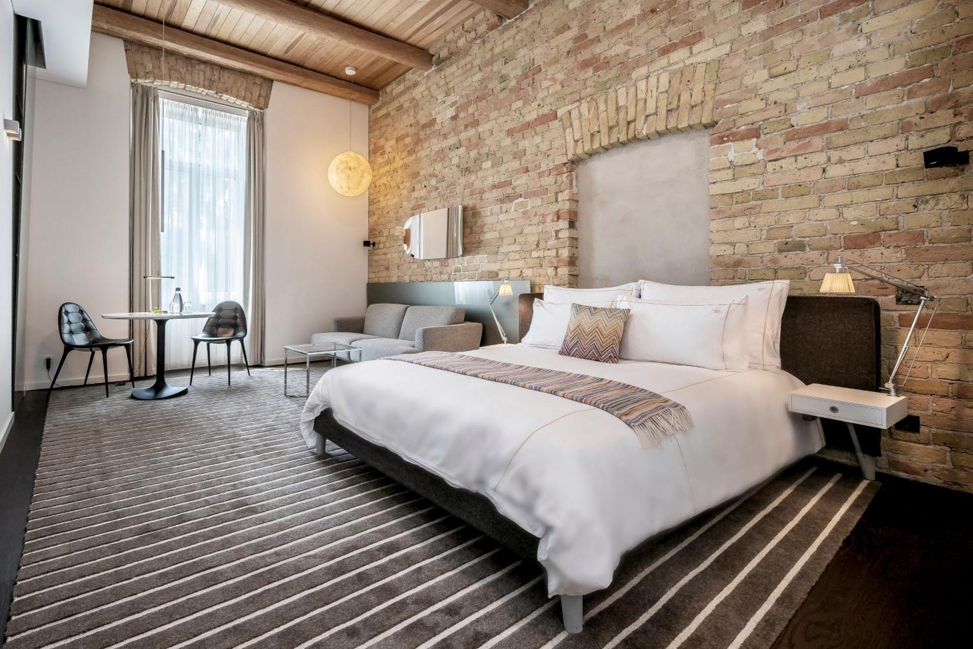 The Joseph Aparthotel Vilnius Bagian luar foto